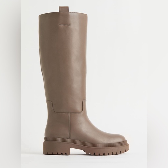 Knee high boot 5 - Picture 3 of 8